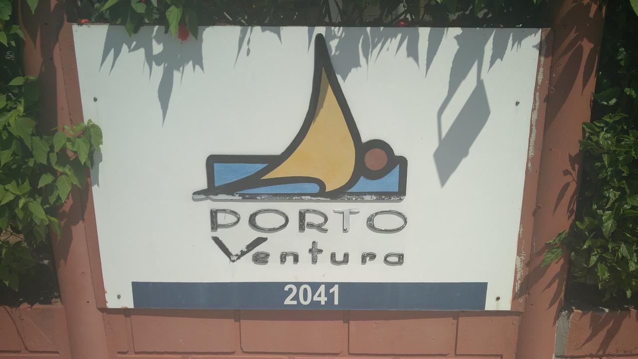 Apto Cond. Porto Ventura 3 Quartos Флорианополис Экстерьер фото