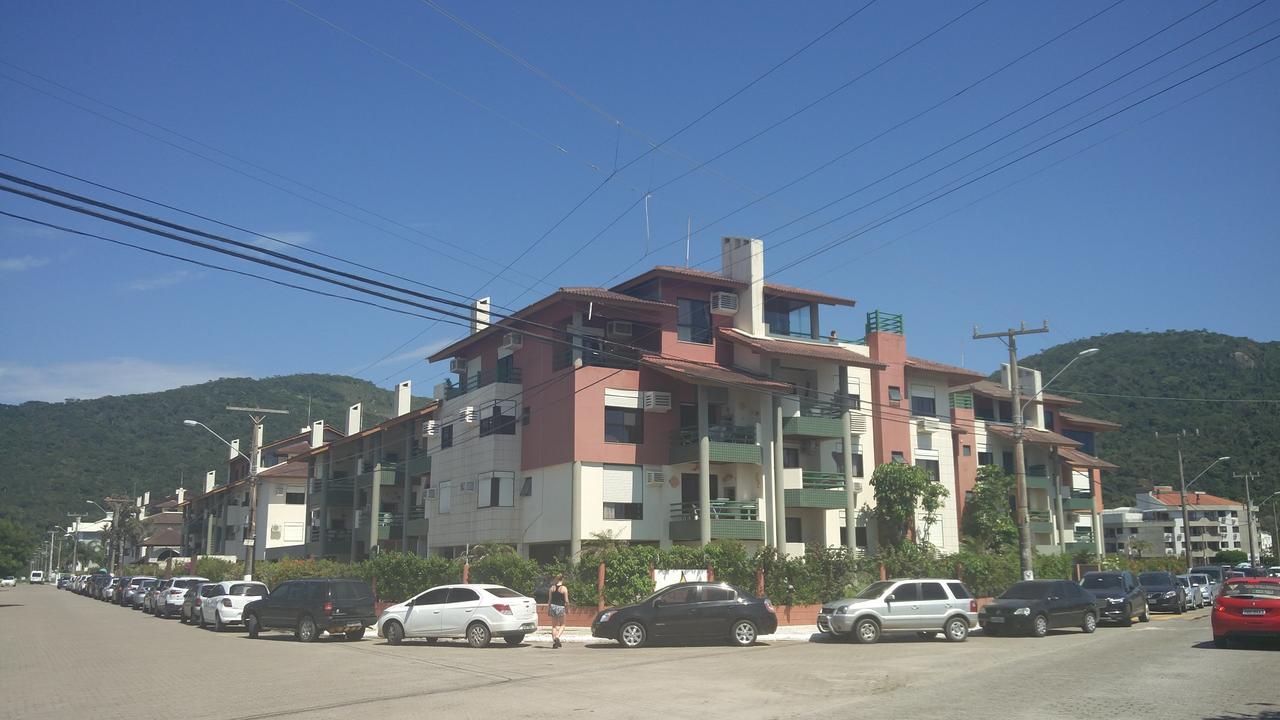 Apto Cond. Porto Ventura 3 Quartos Флорианополис Экстерьер фото
